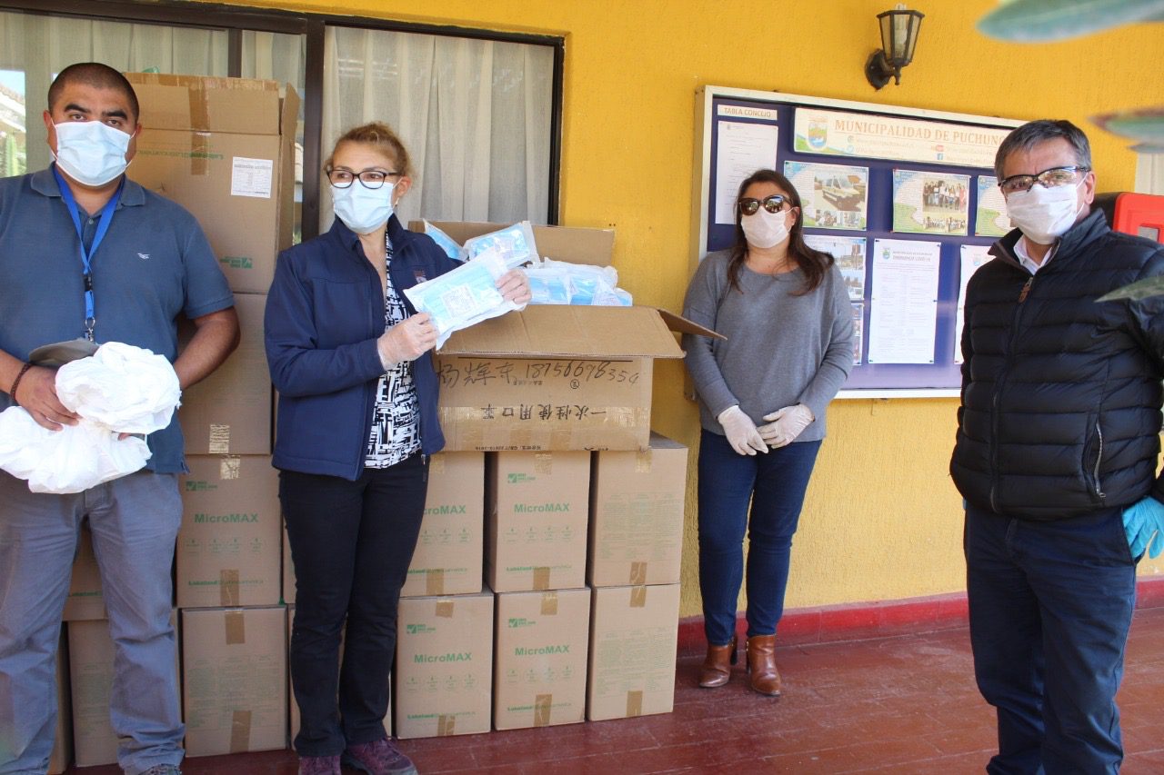 COVID-19: Puerto Ventanas entrega equipos de protección personal a la municipalidad de Puchuncaví